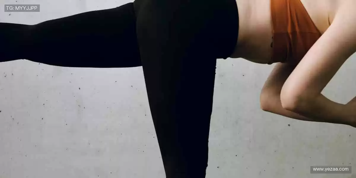 赛场之外,我们与你同在 —— 实时解说,深度分析!🎙️📊